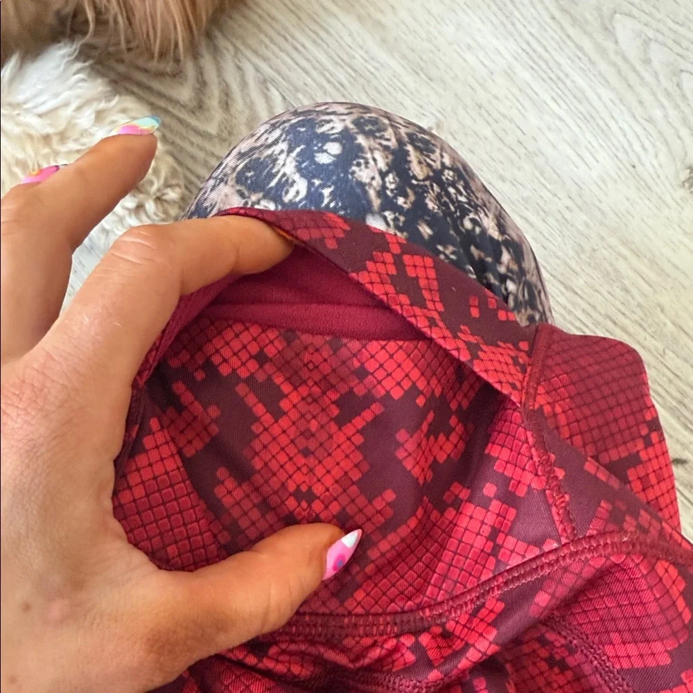 Lululemon Athletica Red Snake Print Leggings - Picture 3 of 4